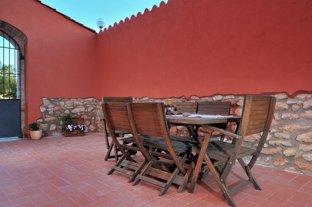 Masia Casa Roja Banyeres del Penedes 外观 照片