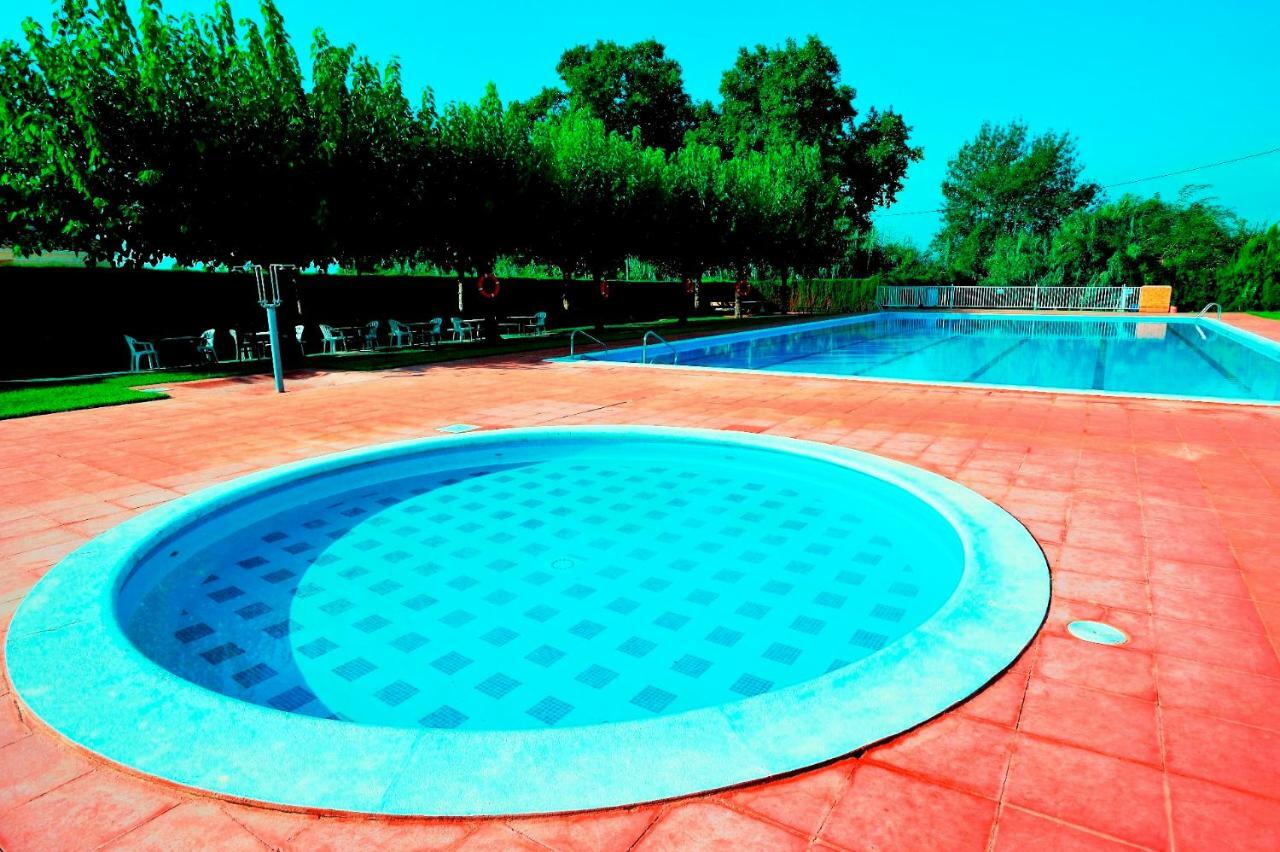 Masia Casa Roja Banyeres del Penedes 外观 照片